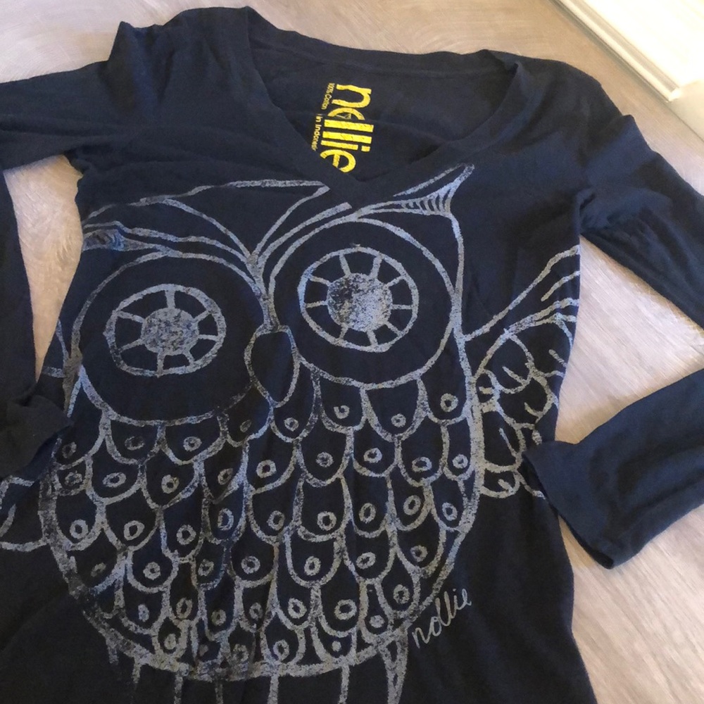 Nollie long sleeve fitted owl tee.